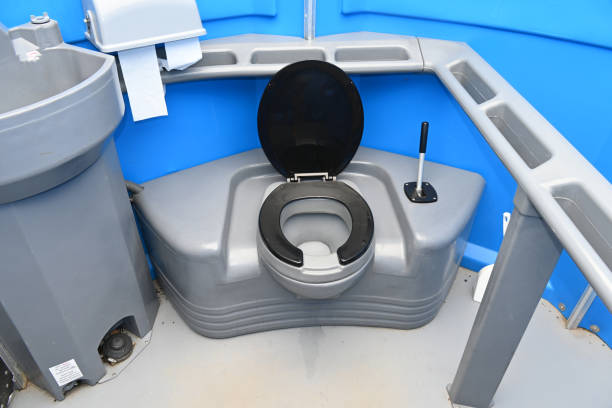 Porta potty delivery and setup in Dothan, AL